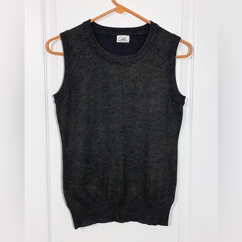 Cielo Sleeveless Knit Sweater Vest Shell Gray Small